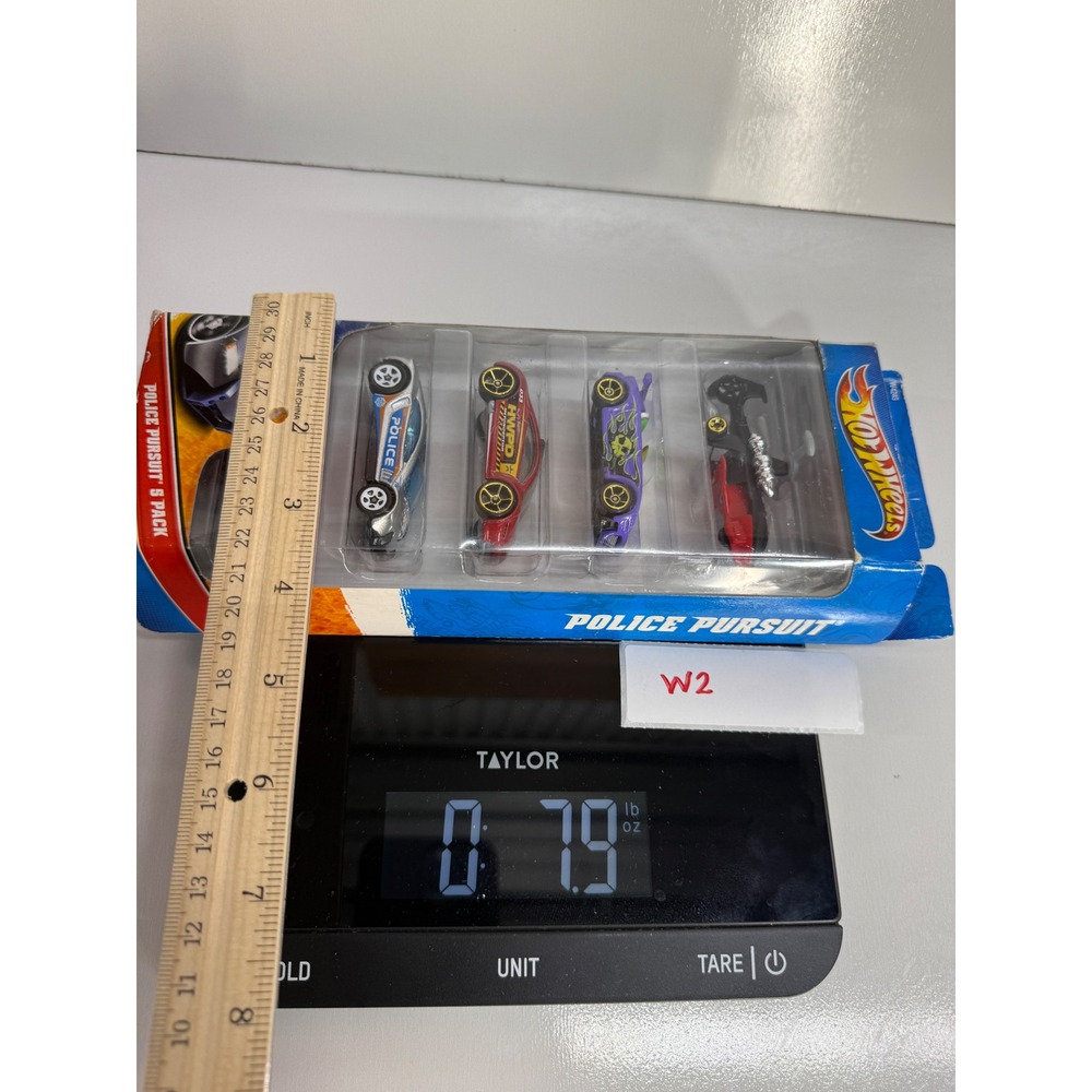 Hot Wheels Police Pursuit 5-Pack 2011 W4243 Dodge Charger Mitsubishi Sky Knife - Picture 7 of 11